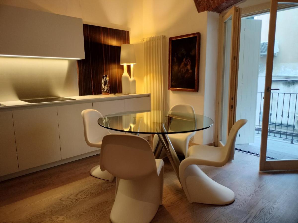 Juliet'S Neighbours- Luxury Apartment Βερόνα Εξωτερικό φωτογραφία