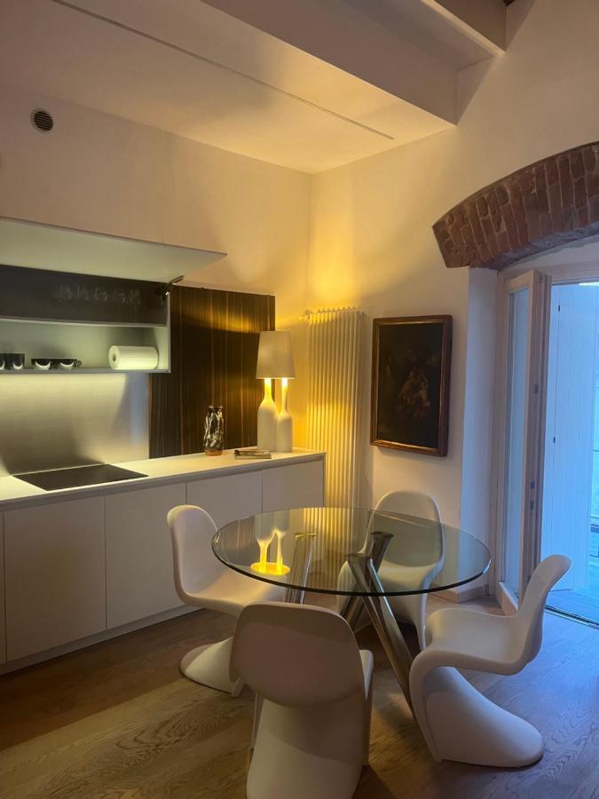 Juliet'S Neighbours- Luxury Apartment Βερόνα Εξωτερικό φωτογραφία