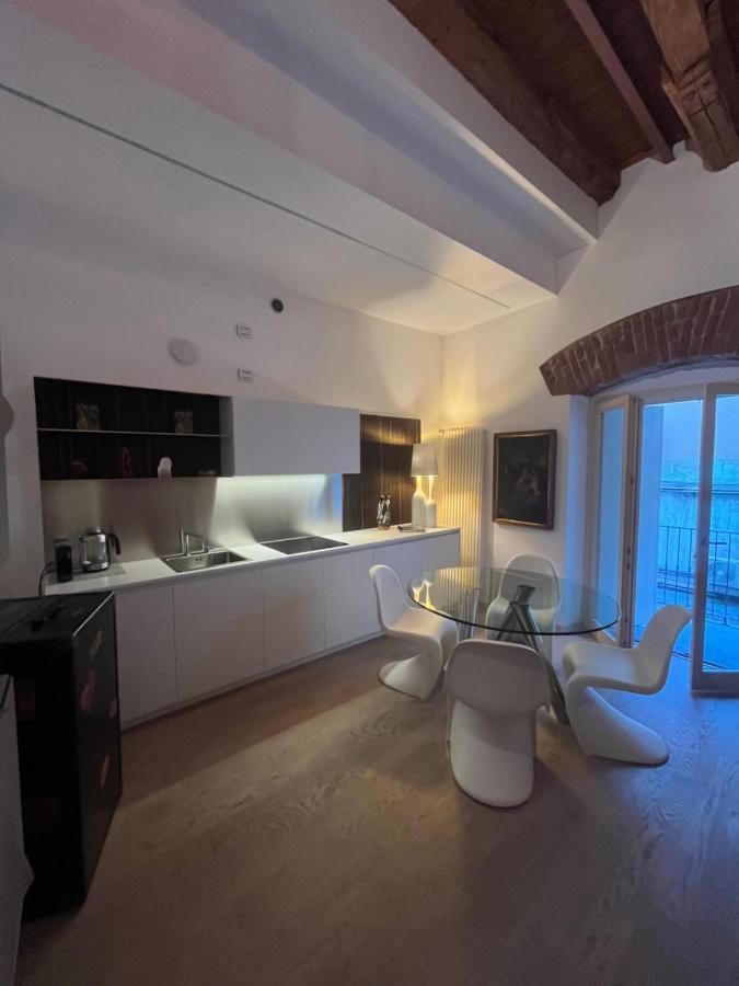 Juliet'S Neighbours- Luxury Apartment Βερόνα Εξωτερικό φωτογραφία
